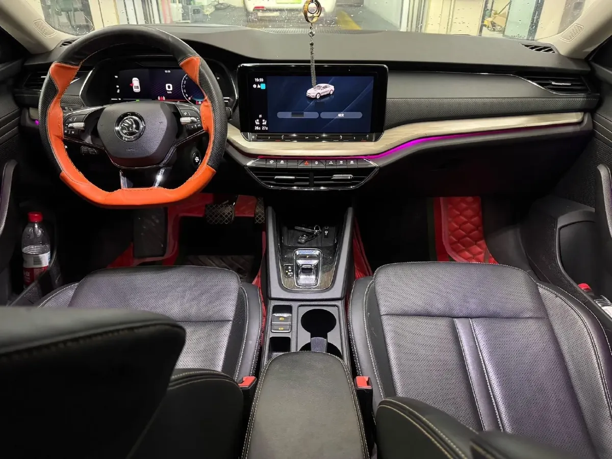 2022 Skoda Octavia 1.4T 150HP L4 7DCT,autocango,china used car exporter,china ev exporter,chinese used car exporter,chinese used ev exporter