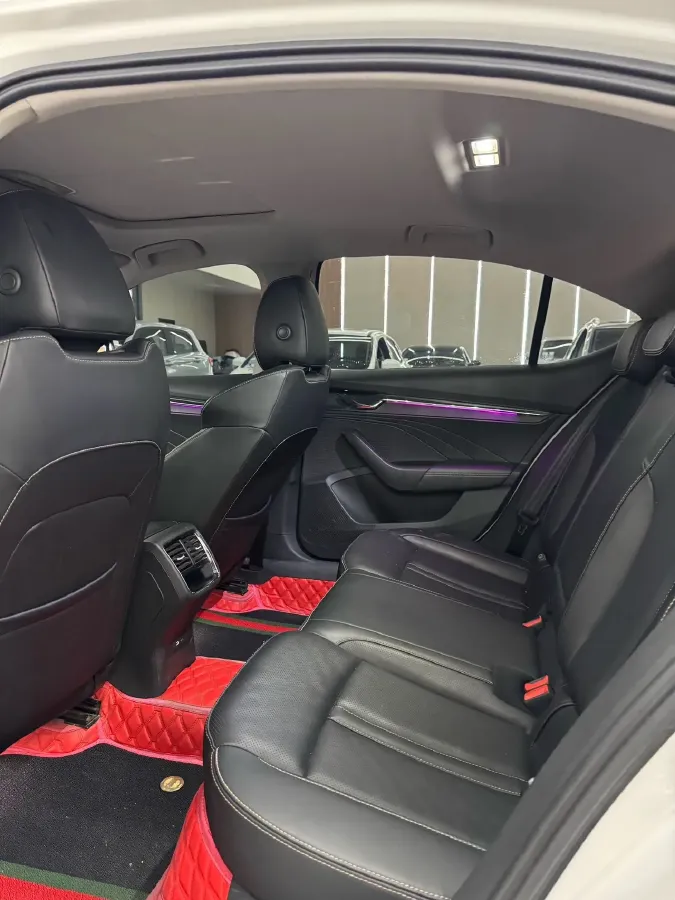 2022 Skoda Octavia 1.4T 150HP L4 7DCT,autocango,china used car exporter,china ev exporter,chinese used car exporter,chinese used ev exporter