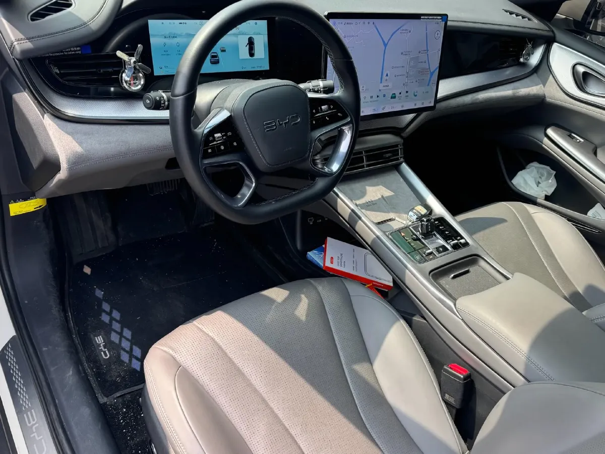 2025 BYD Seal07 DM-i 1.5L 101HP L4 E-CVT PHEV 17.6KWH,autocango,china used car exporter,china ev exporter,chinese used car exporter,chinese used ev exporter