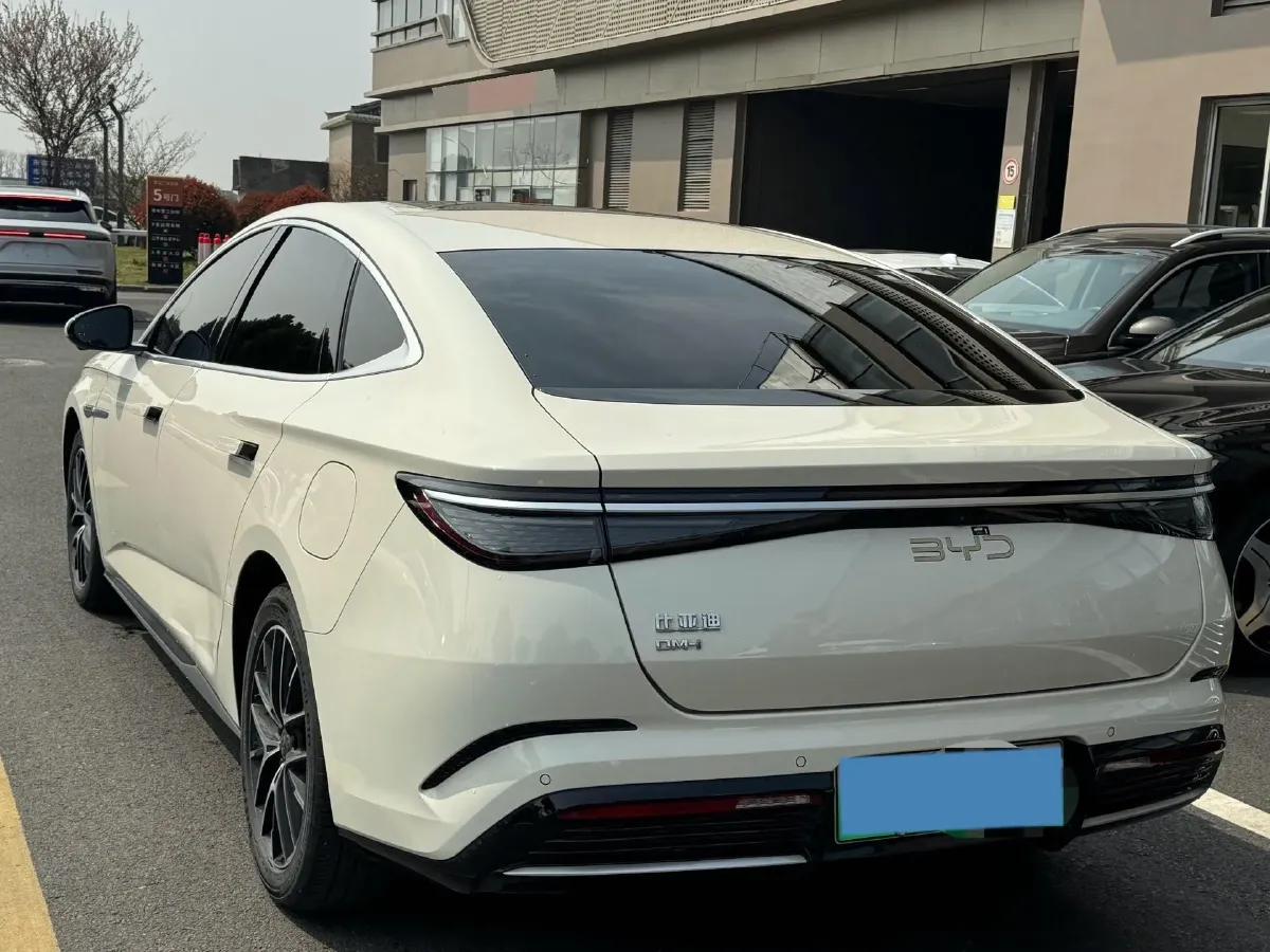 2025 BYD Seal07 DM-i 1.5L 101HP L4 E-CVT PHEV 17.6KWH,autocango,china used car exporter,china ev exporter,chinese used car exporter,chinese used ev exporter