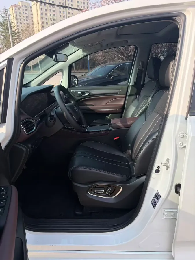 2023 GAC Trumpchi M6 1.5T 177HP L4 7DCT,autocango,china used car exporter,china ev exporter,chinese used car exporter,chinese used ev exporter