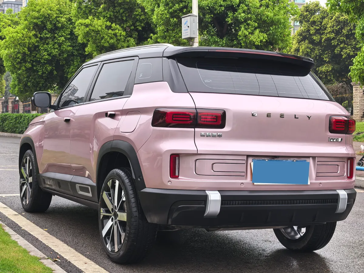 2023 Geely ICON 1.5T 181HP L4 7DCT,autocango,china used car exporter,china ev exporter,chinese used car exporter,chinese used ev exporter