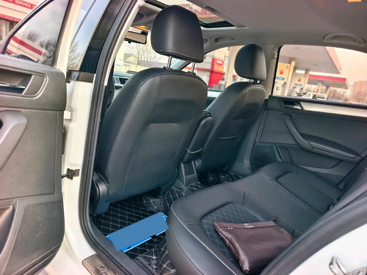 2019 Skoda Rapid Spaceback 1.5L 110HP L4 6AT,autocango,china used car exporter,china ev exporter,chinese used car exporter,chinese used ev exporter