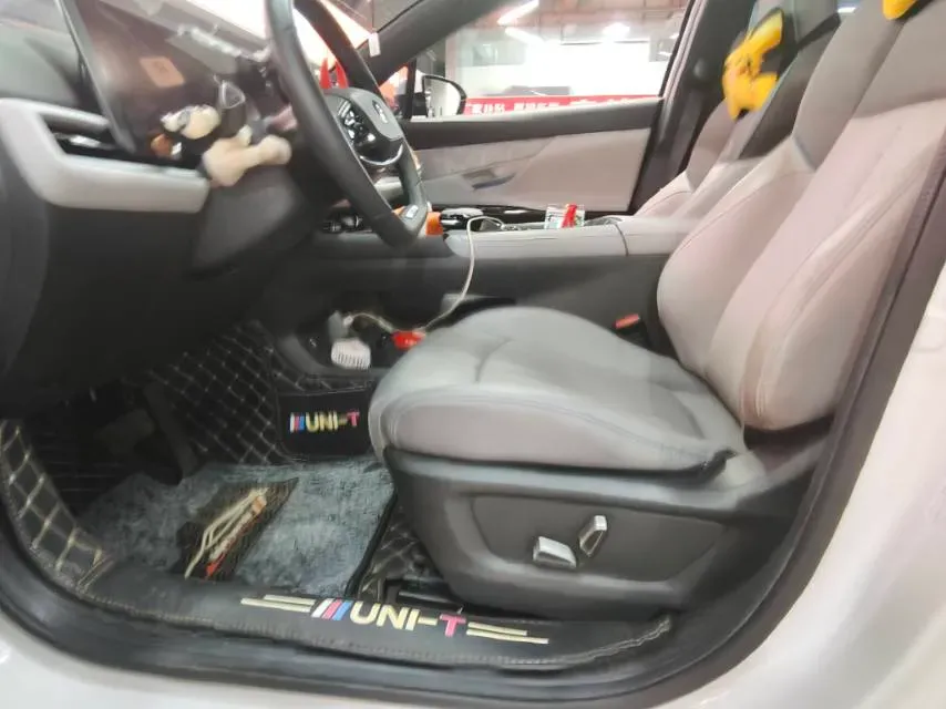 2023 ChangAn UNI-T 1.5T 188HP L4 7DCT,autocango,china used car exporter,china ev exporter,chinese used car exporter,chinese used ev exporter