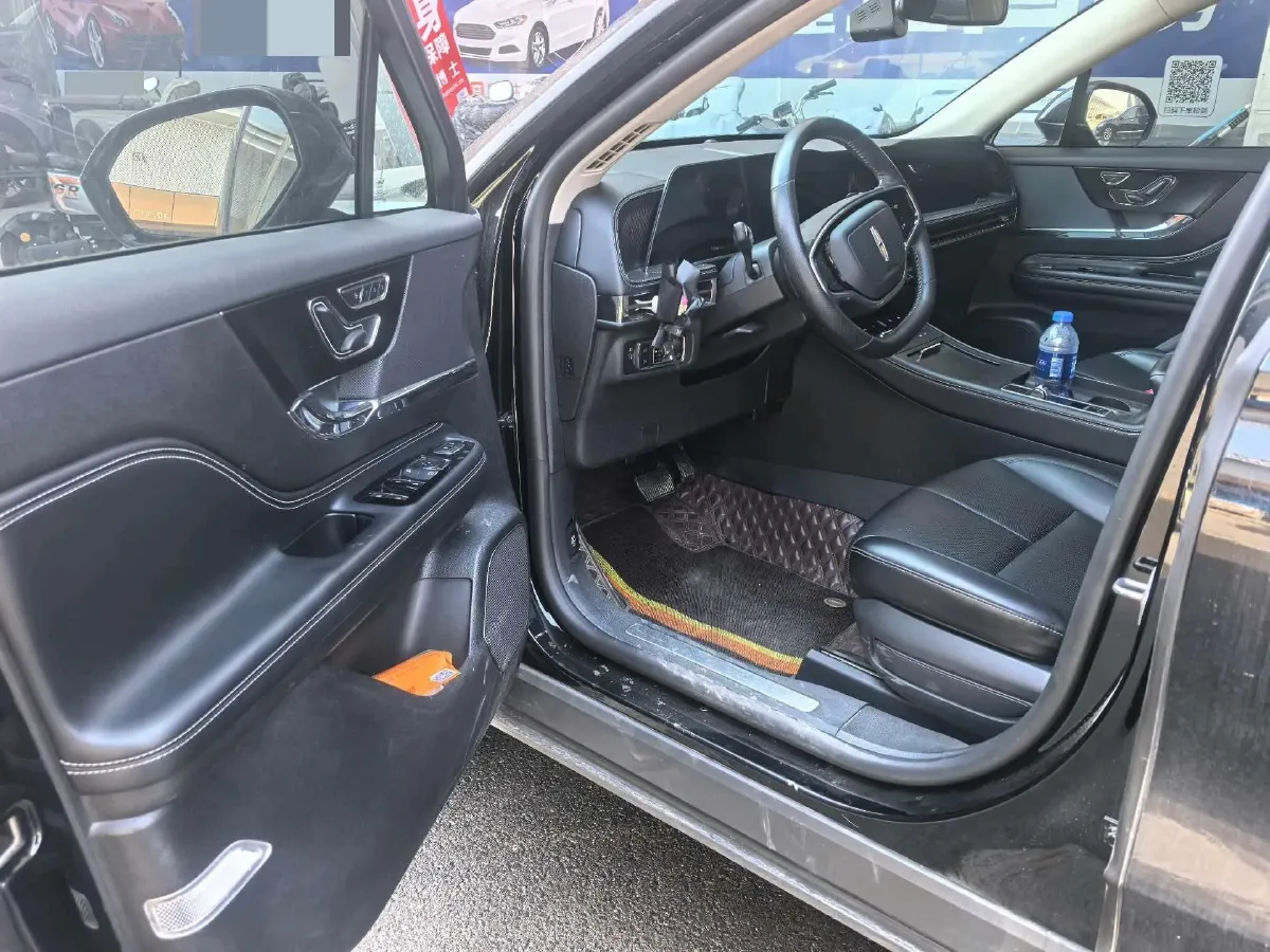 2023 Lincoln Corsair 2.0T 261HP L4 8AT,autocango,china used car exporter,china ev exporter,chinese used car exporter,chinese used ev exporter