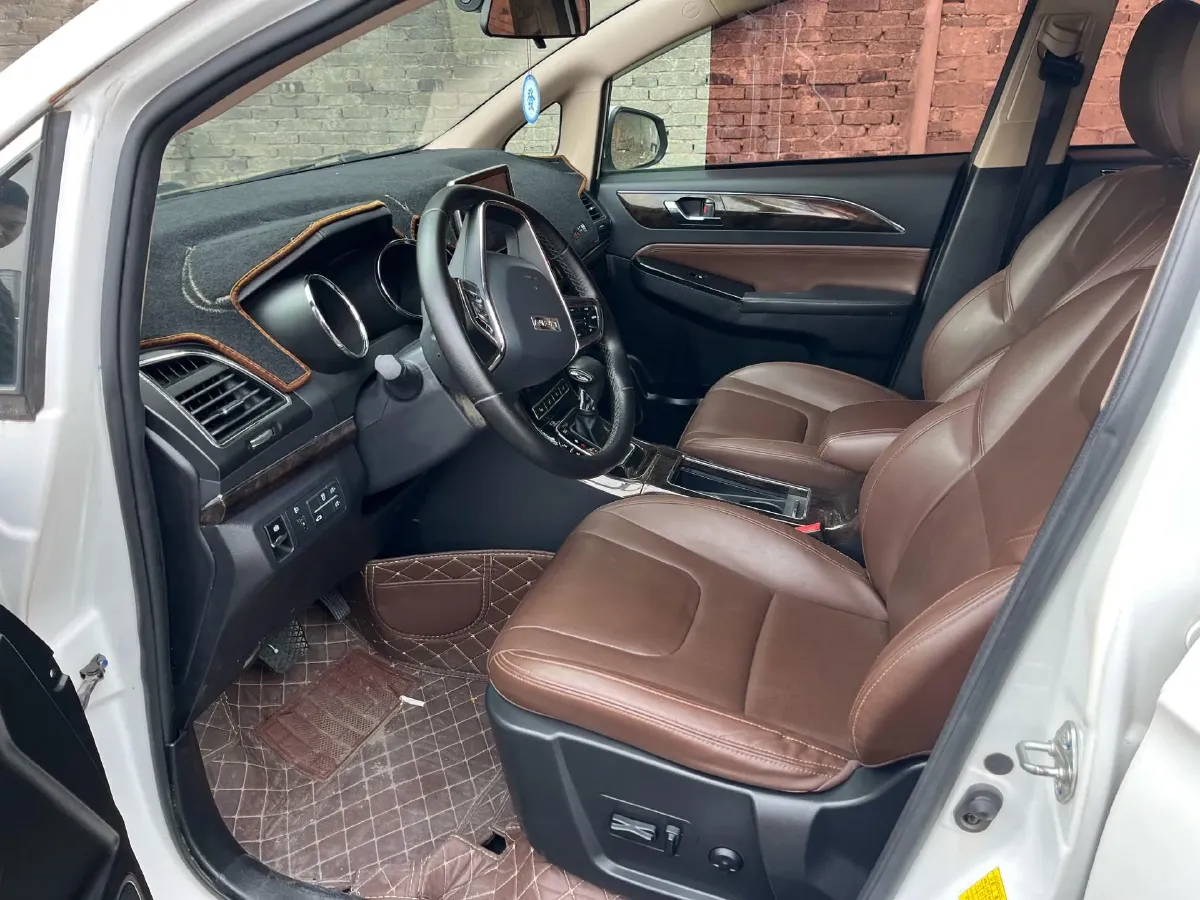 2017 LiFan XuanLang 2.0L 141HP L4 CVT,autocango,china used car exporter,china ev exporter,chinese used car exporter,chinese used ev exporter