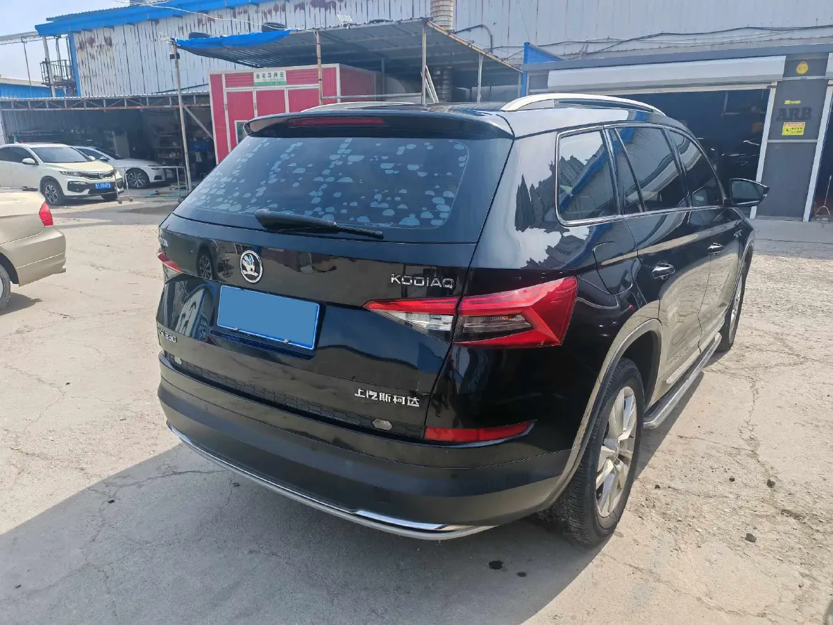 2018 Skoda Kodiak 2.0T 186HP L4 7DCT,autocango,china used car exporter,china ev exporter,chinese used car exporter,chinese used ev exporter