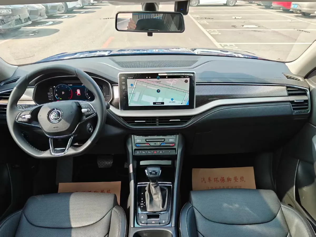 2022 Skoda Kodiak 2.0T 186HP L4 7DCT,autocango,china used car exporter,china ev exporter,chinese used car exporter,chinese used ev exporter
