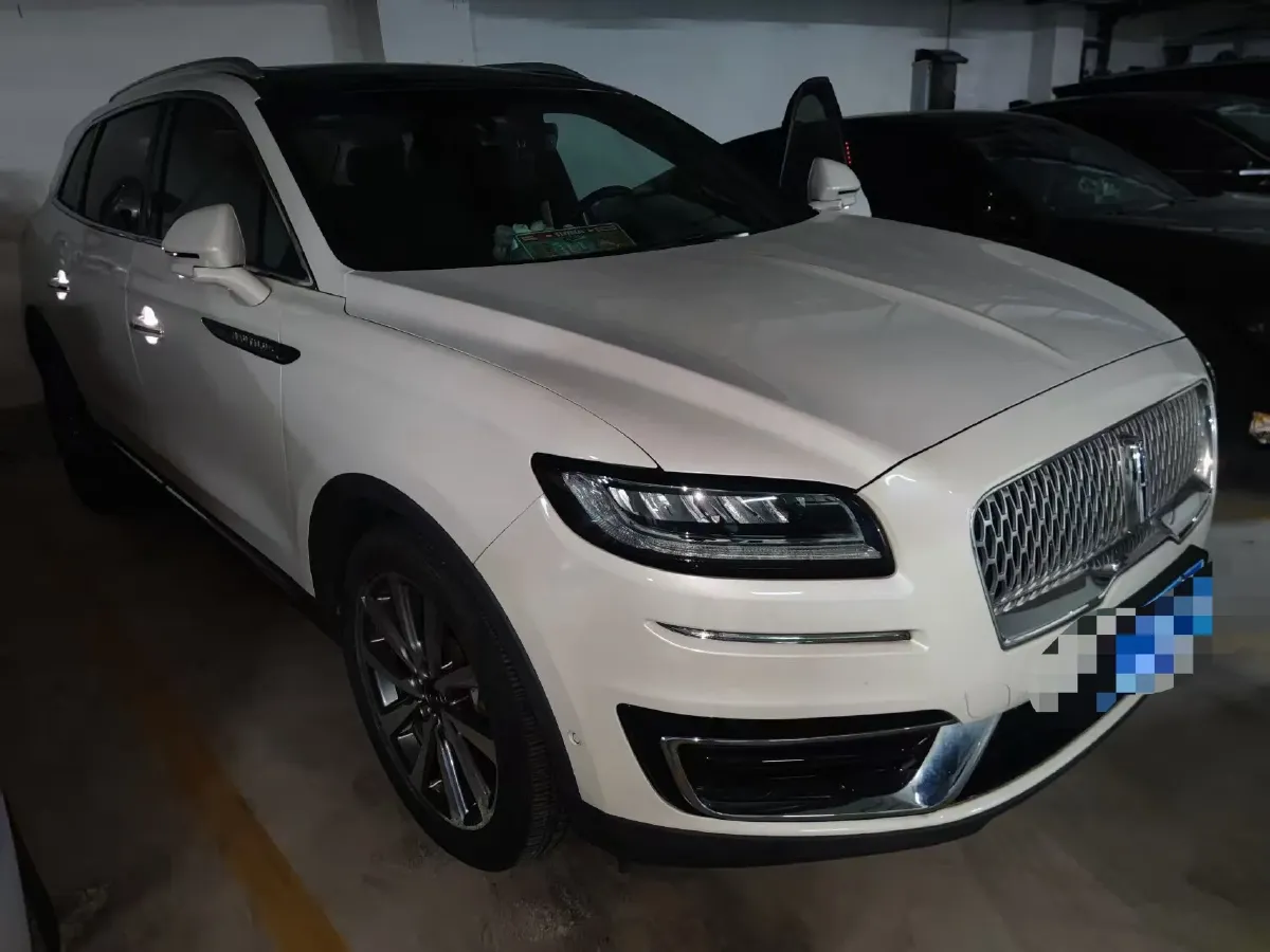 2019 Lincoln Nautilus 2.0T 235HP L4 8AT,autocango,china used car exporter,china ev exporter,chinese used car exporter,chinese used ev exporter