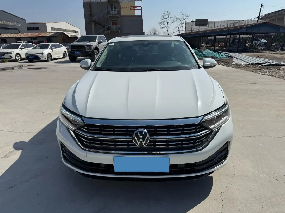 2023 Volkswagen Sagitar 1.5T 160HP L4 7DCT,autocango,china used car exporter,china ev exporter,chinese used car exporter,chinese used ev exporter