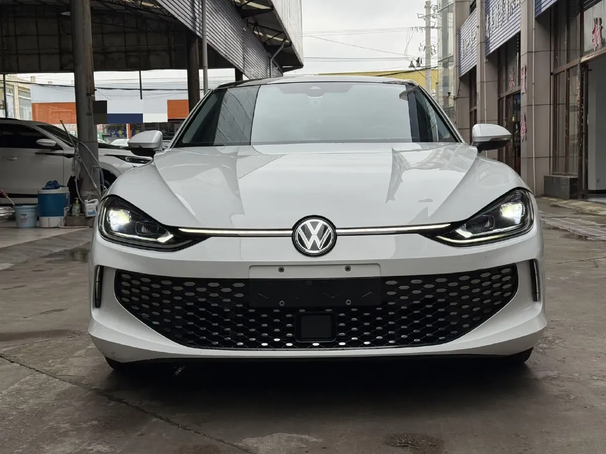 2023 Volkswagen Lamando 1.4T 150HP L4 7DCT,autocango,china used car exporter,china ev exporter,chinese used car exporter,chinese used ev exporter