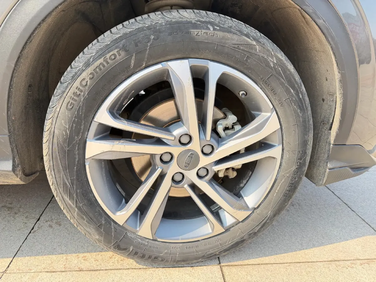 2021 Geely Coolray 1.4T 141HP L4 6DCT,autocango,china used car exporter,china ev exporter,chinese used car exporter,chinese used ev exporter