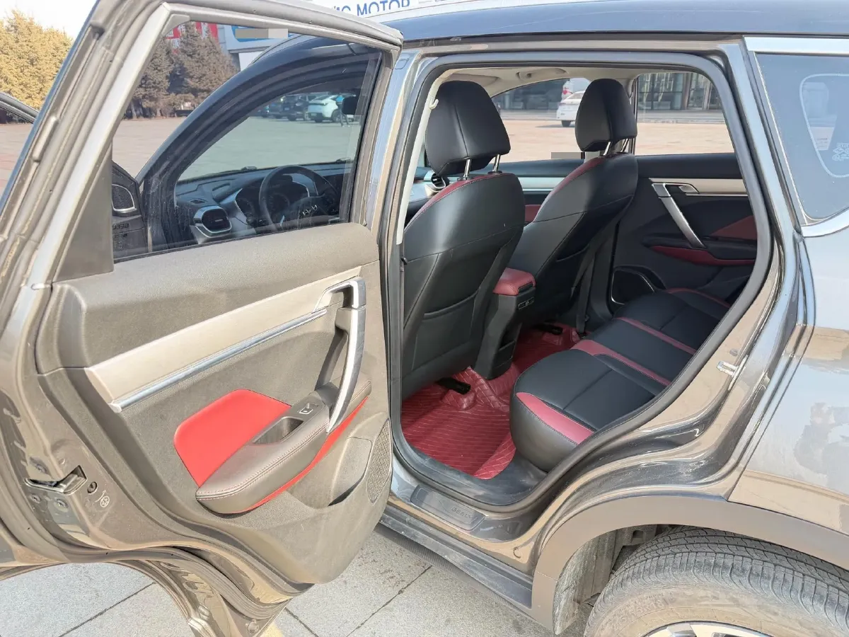 2021 Geely Coolray 1.4T 141HP L4 6DCT,autocango,china used car exporter,china ev exporter,chinese used car exporter,chinese used ev exporter