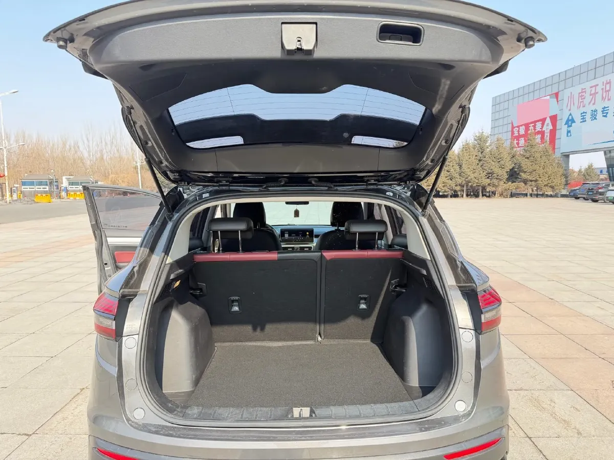2021 Geely Coolray 1.4T 141HP L4 6DCT,autocango,china used car exporter,china ev exporter,chinese used car exporter,chinese used ev exporter