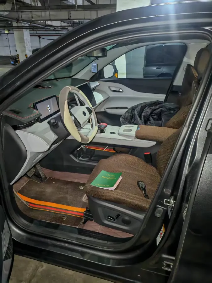 2024 ChangAn UNI-Z 1.5L 98HP L4 E-CVT PHEV 18.4KWH,autocango,china used car exporter,china ev exporter,chinese used car exporter,chinese used ev exporter