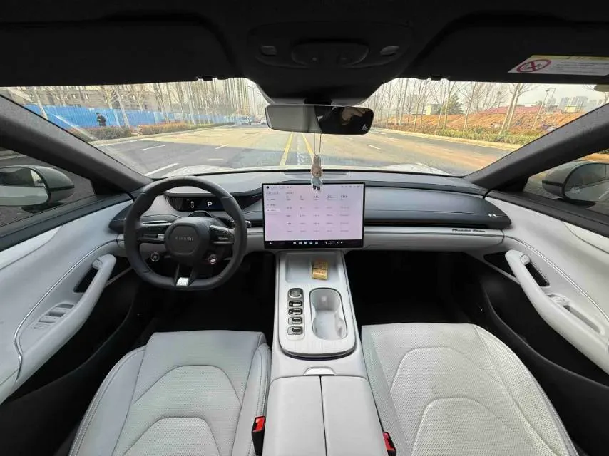 2024 MI SU7 BEV 94.3KWH,autocango,china used car exporter,china ev exporter,chinese used car exporter,chinese used ev exporter