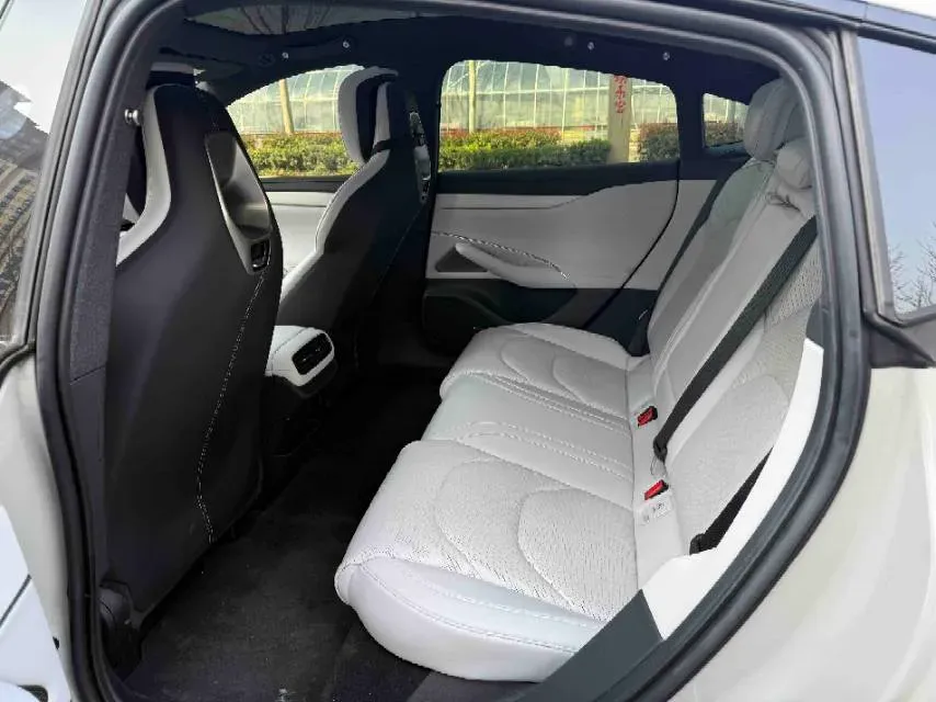 2024 MI SU7 BEV 94.3KWH,autocango,china used car exporter,china ev exporter,chinese used car exporter,chinese used ev exporter