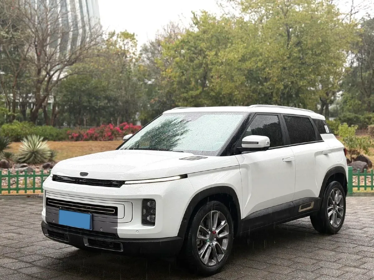 2020 Geely ICON 1.5T 177HP L3 7DCT,autocango,china used car exporter,china ev exporter,chinese used car exporter,chinese used ev exporter