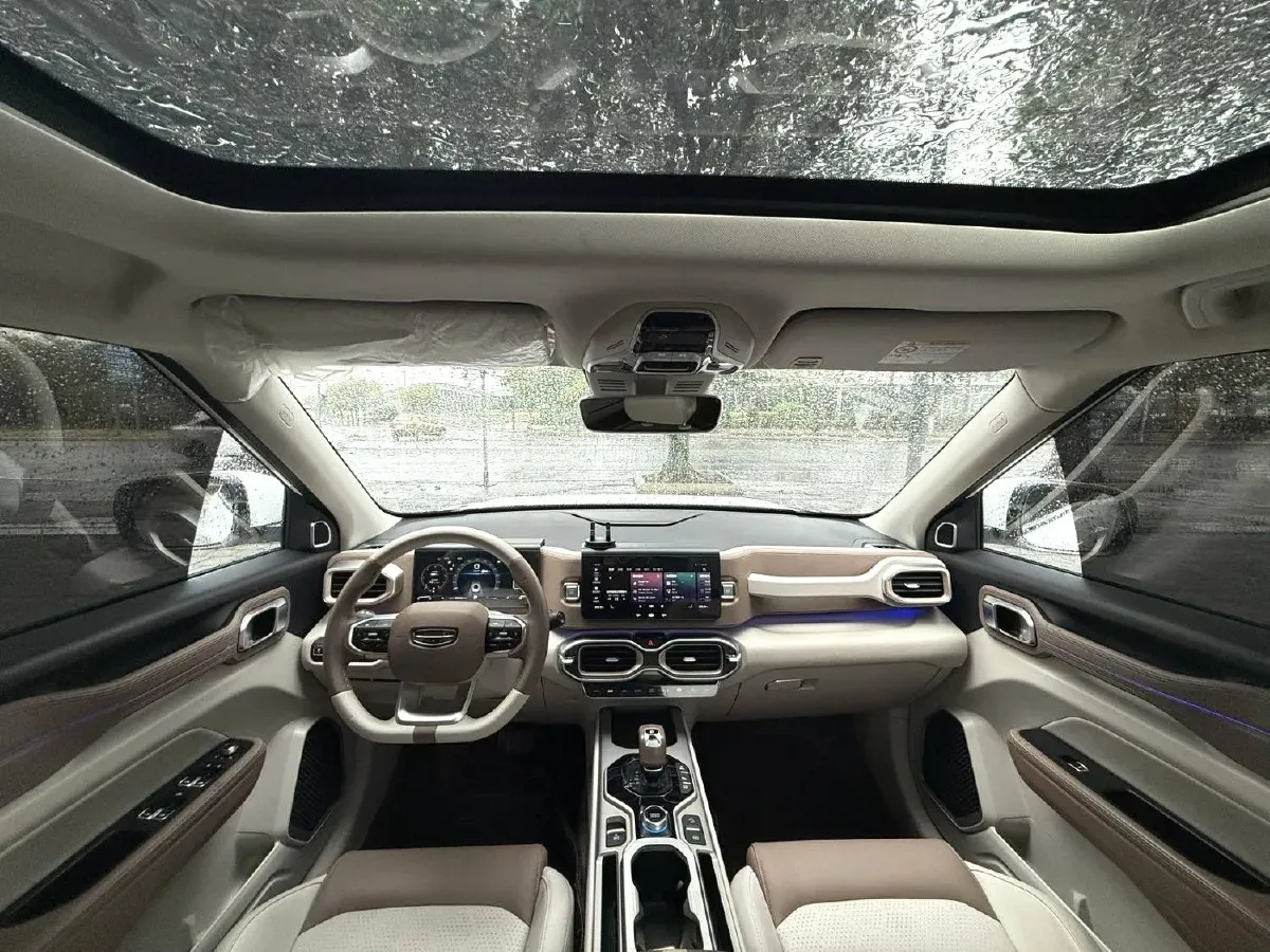 2020 Geely ICON 1.5T 177HP L3 7DCT,autocango,china used car exporter,china ev exporter,chinese used car exporter,chinese used ev exporter