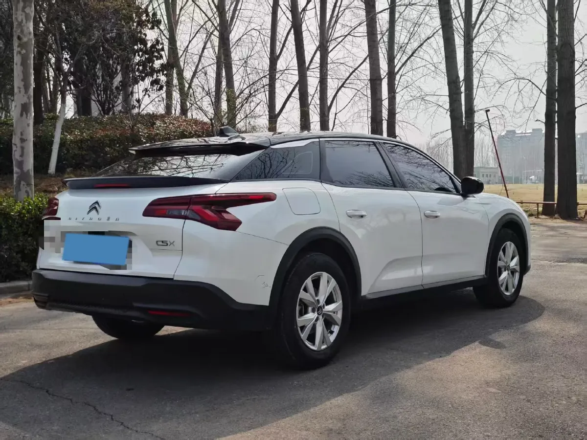 2025 Geely Preface 1.5T 181HP L4 7DCT,autocango,china used car exporter,china ev exporter,chinese used car exporter,chinese used ev exporter