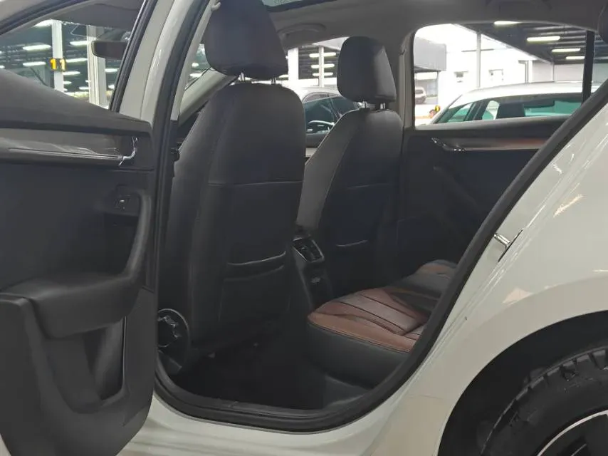 2019 Skoda Octavia 1.4T 150HP L4 7DCT,autocango,china used car exporter,china ev exporter,chinese used car exporter,chinese used ev exporter