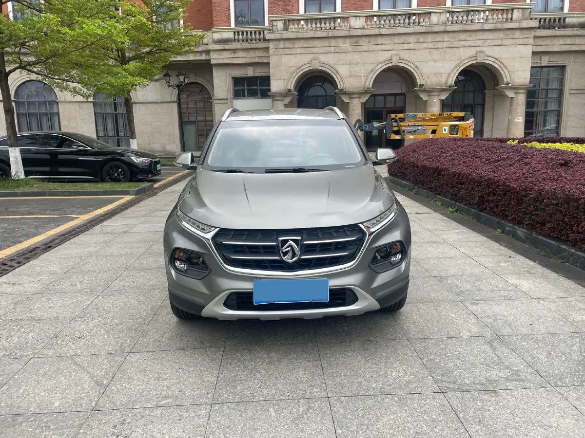 2017 BaoJun 510 1.5L 112HP L4 6MT,autocango,china used car exporter,china ev exporter,chinese used car exporter,chinese used ev exporter