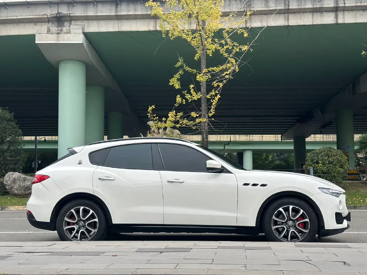 2016 Audi S6 4.0T 450HP V8 7DCT,autocango,china used car exporter,china ev exporter,chinese used car exporter,chinese used ev exporter