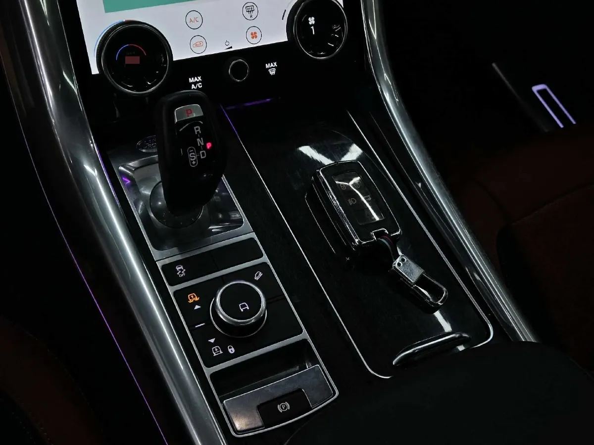 2022 Land Rover Range Rover Sport 3.0T 360HP L6 8AT,autocango,china used car exporter,china ev exporter,chinese used car exporter,chinese used ev exporter