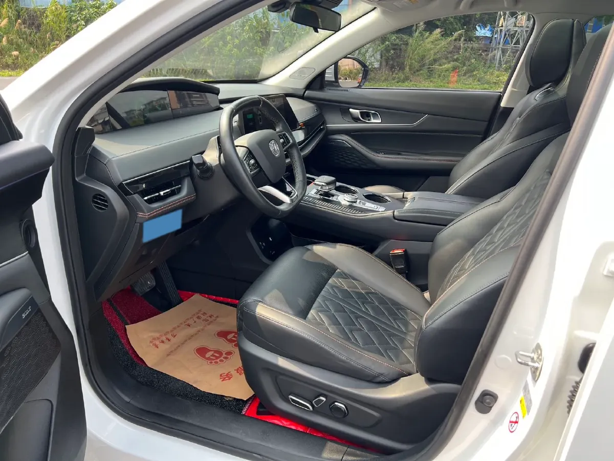 2021 ChangAn UNI-K 2.0T 233HP L4 8AT,autocango,china used car exporter,china ev exporter,chinese used car exporter,chinese used ev exporter