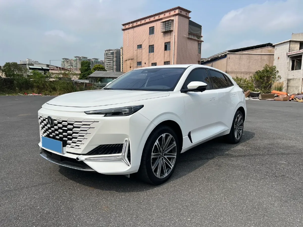 2021 ChangAn UNI-K 2.0T 233HP L4 8AT,autocango,china used car exporter,china ev exporter,chinese used car exporter,chinese used ev exporter