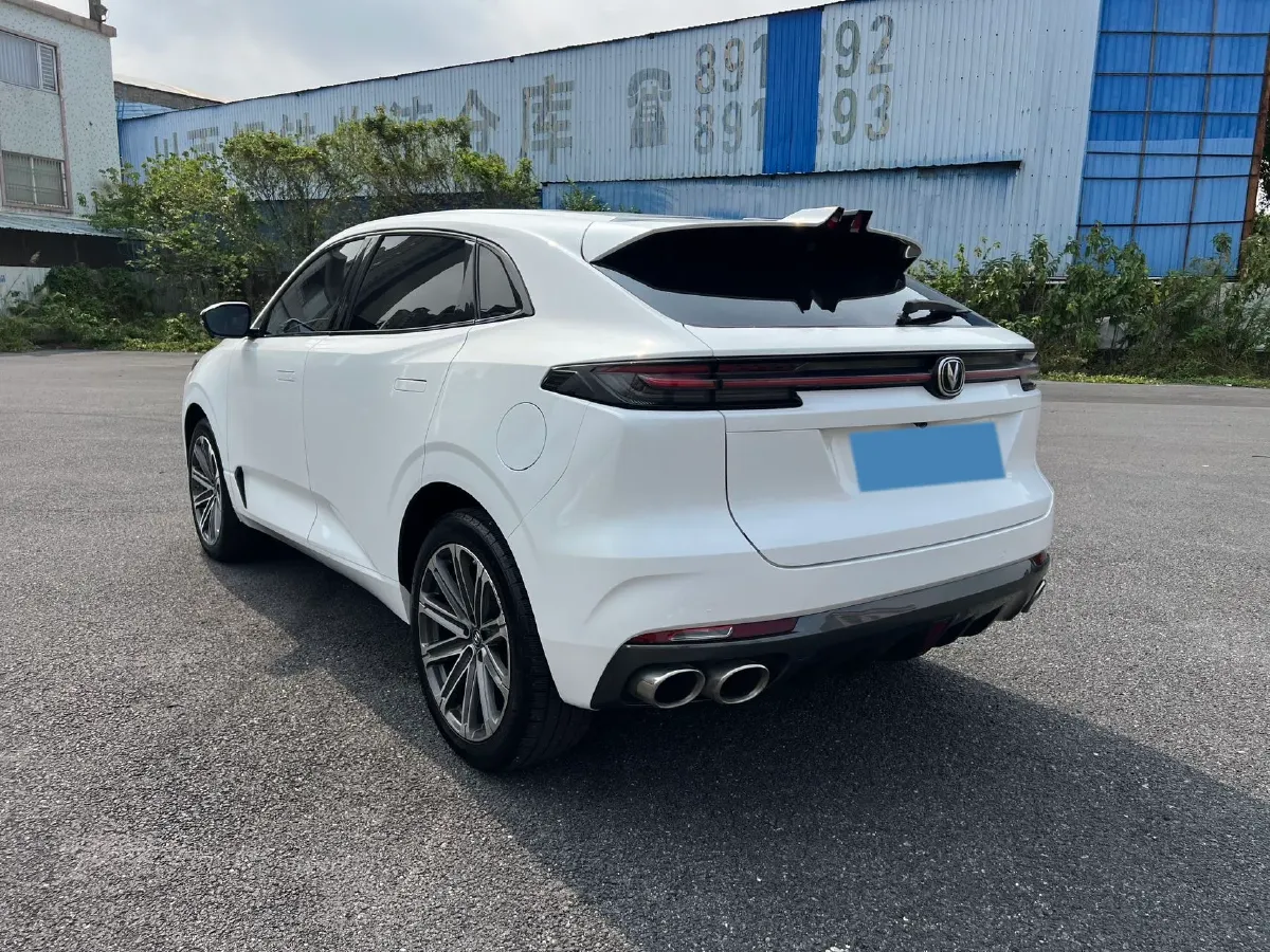 2021 ChangAn UNI-K 2.0T 233HP L4 8AT,autocango,china used car exporter,china ev exporter,chinese used car exporter,chinese used ev exporter