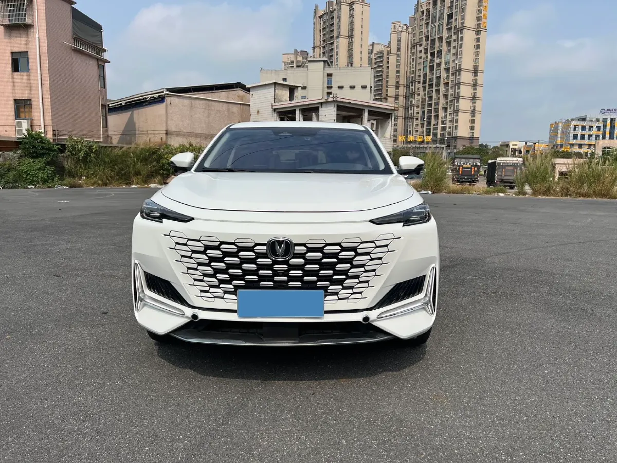 2021 ChangAn UNI-K 2.0T 233HP L4 8AT,autocango,china used car exporter,china ev exporter,chinese used car exporter,chinese used ev exporter