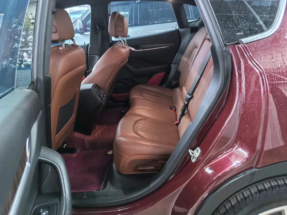 2018 Jaguar XJ 3.0T 340HP V6 8AT,autocango,china used car exporter,china ev exporter,chinese used car exporter,chinese used ev exporter