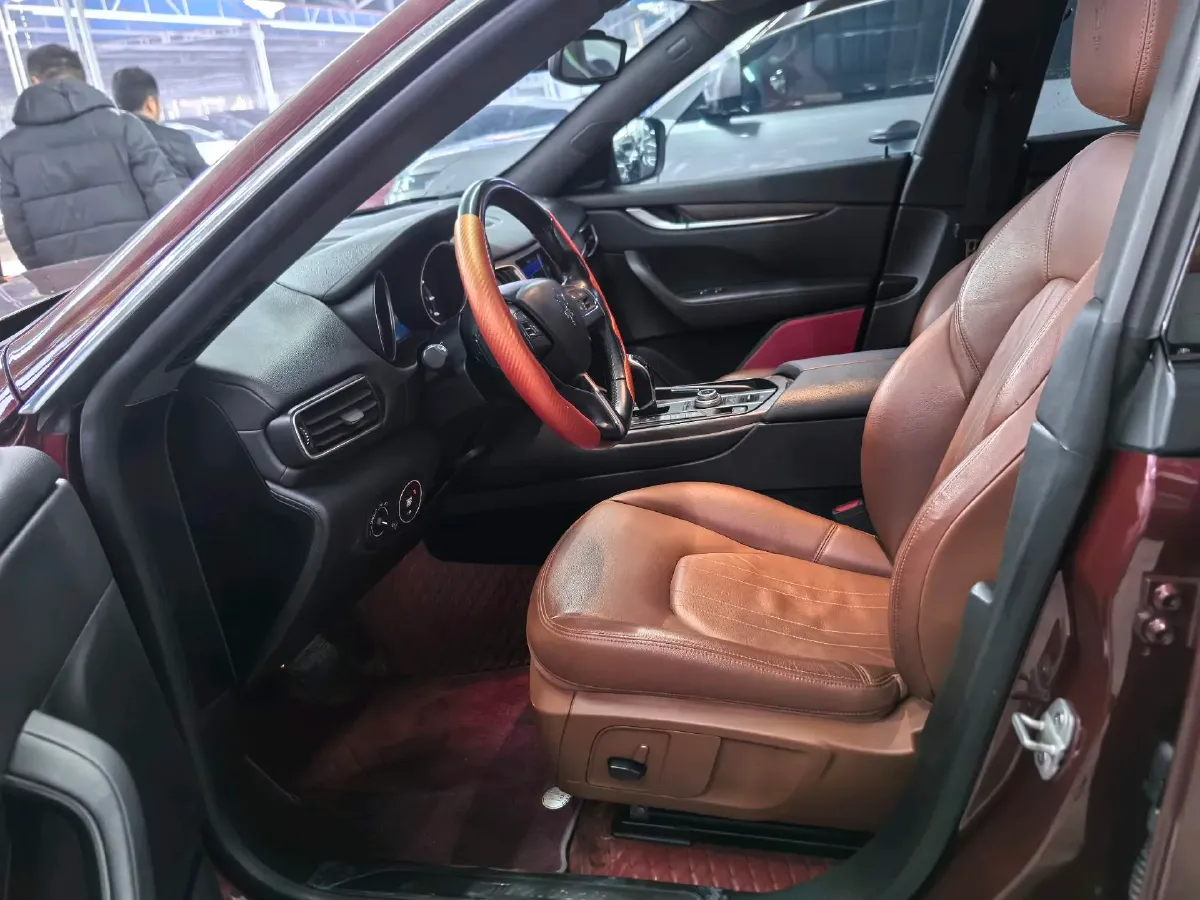 2018 Jaguar XJ 3.0T 340HP V6 8AT,autocango,china used car exporter,china ev exporter,chinese used car exporter,chinese used ev exporter