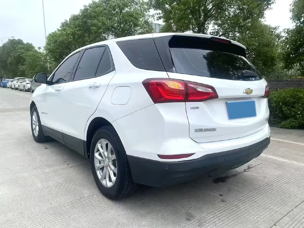 2019 Chevrolet Equinox 1.5T 180HP L4 6AT,autocango,china used car exporter,china ev exporter,chinese used car exporter,chinese used ev exporter