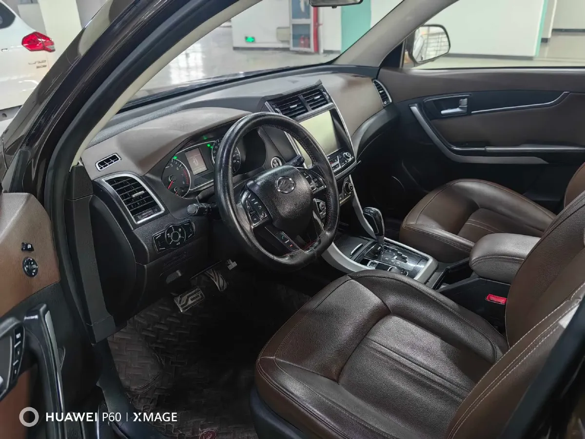 2016 Landwind X5 1.5T 150HP L4 CVT,autocango,china used car exporter,china ev exporter,chinese used car exporter,chinese used ev exporter