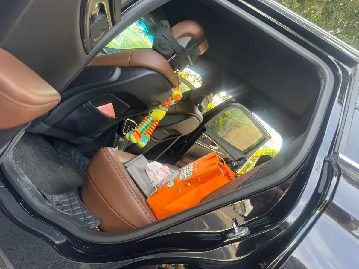 2021 Lincoln Nautilus 2.7T 322HP V6 8AT,autocango,china used car exporter,china ev exporter,chinese used car exporter,chinese used ev exporter