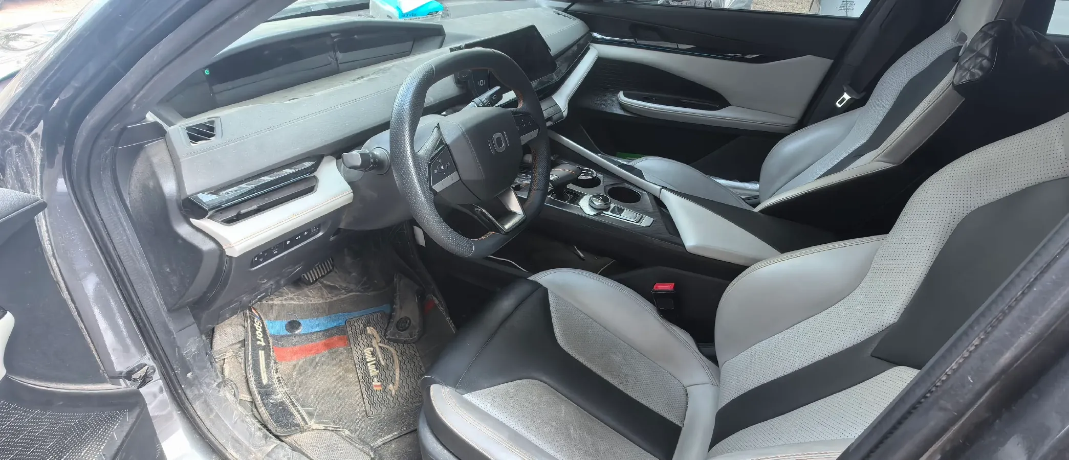 2023 MAXUS G50 1.5T 181HP L4 7DCT,autocango,china used car exporter,china ev exporter,chinese used car exporter,chinese used ev exporter