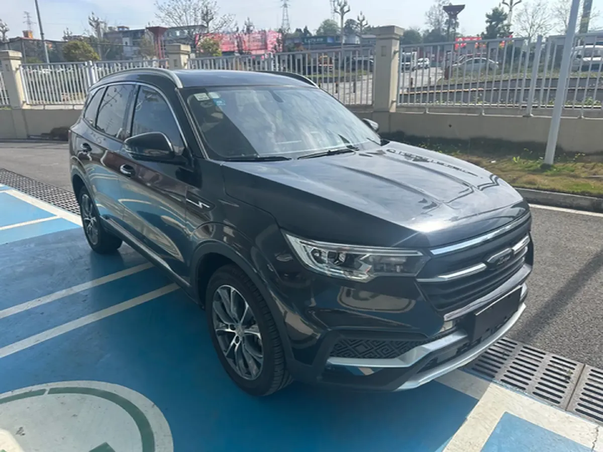 2018 Zotye T500 1.5T 156HP L4 6AT,autocango,china used car exporter,china ev exporter,chinese used car exporter,chinese used ev exporter