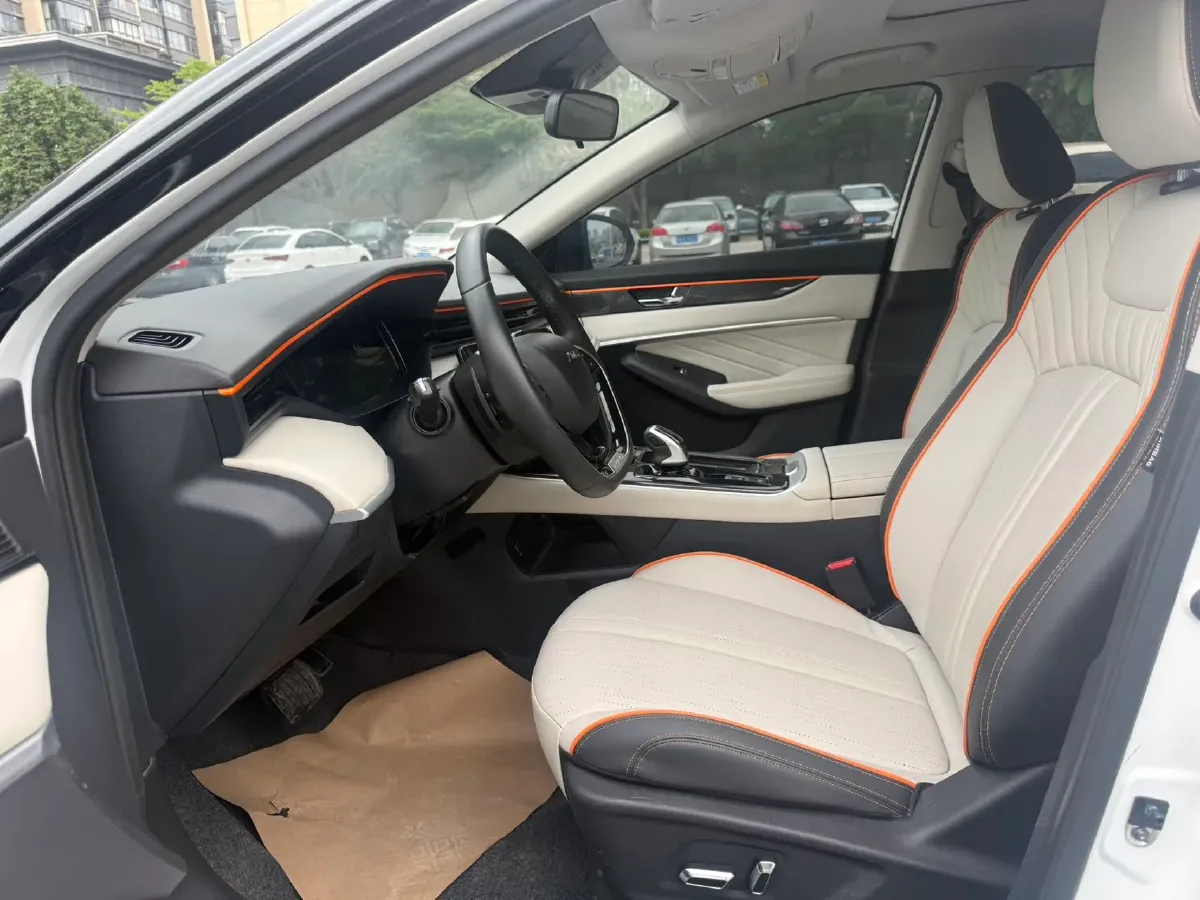 2021 DongFeng Aeolus YiXuan MAX 1.5T 190HP L4 7DCT,autocango,china used car exporter,china ev exporter,chinese used car exporter,chinese used ev exporter
