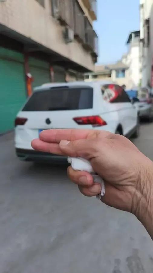 2023 Volkswagen Tiguan L 2.0T 186HP L4 7DCT,autocango,china used car exporter,china ev exporter,chinese used car exporter,chinese used ev exporter