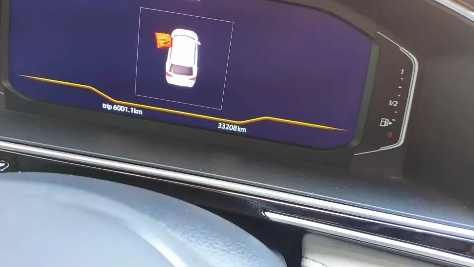 2023 Volkswagen Tiguan L 2.0T 186HP L4 7DCT,autocango,china used car exporter,china ev exporter,chinese used car exporter,chinese used ev exporter