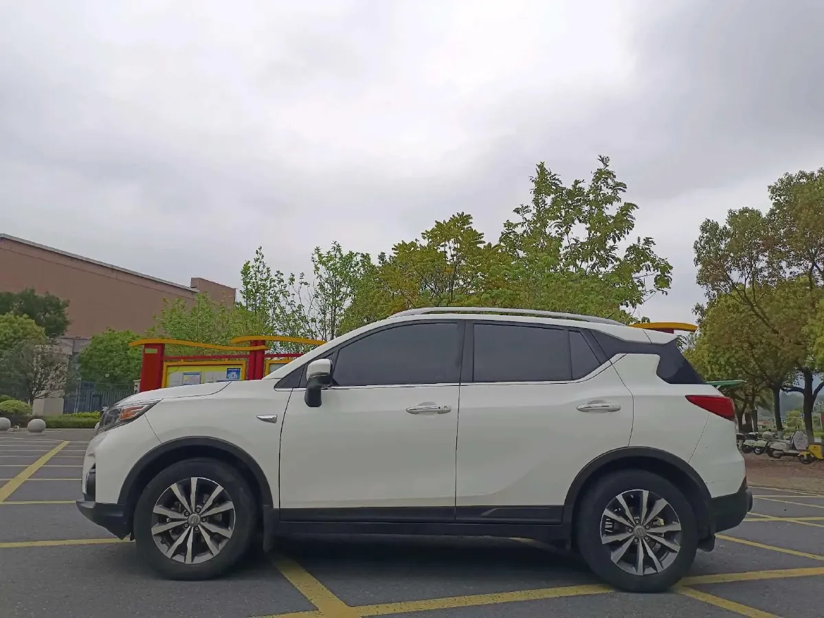 2020 GAC Trumpchi GS3 1.5T 163HP L3 7DCT,autocango,china used car exporter,china ev exporter,chinese used car exporter,chinese used ev exporter