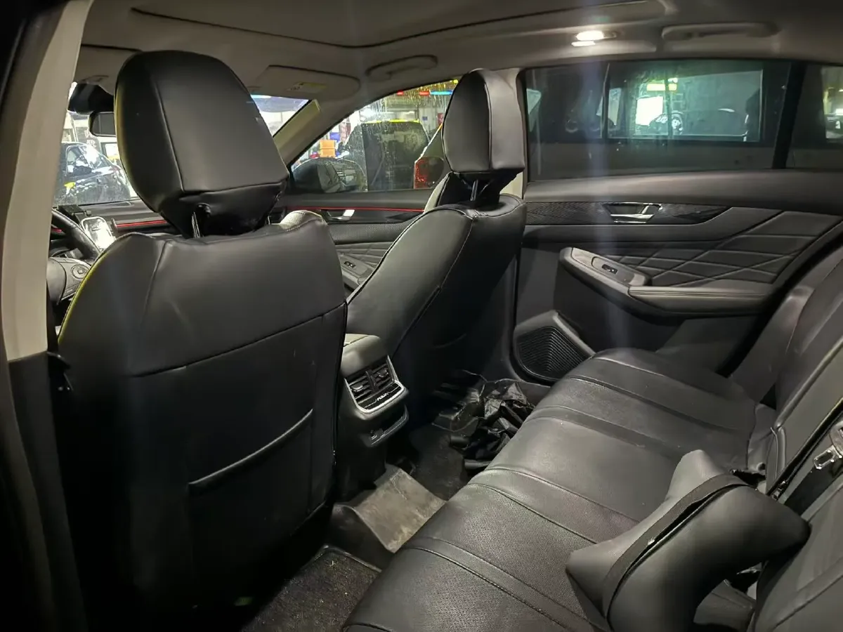 2023 DongFeng Aeolus YiXuan MAX 1.5T 190HP L4 7DCT,autocango,china used car exporter,china ev exporter,chinese used car exporter,chinese used ev exporter