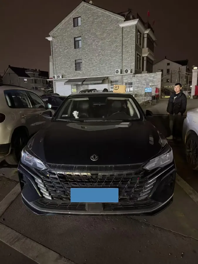 2023 DongFeng Aeolus YiXuan MAX 1.5T 190HP L4 7DCT,autocango,china used car exporter,china ev exporter,chinese used car exporter,chinese used ev exporter