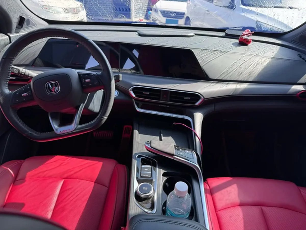 2021 ChangAn UNI-T 1.5T 180HP L4 7DCT,autocango,china used car exporter,china ev exporter,chinese used car exporter,chinese used ev exporter