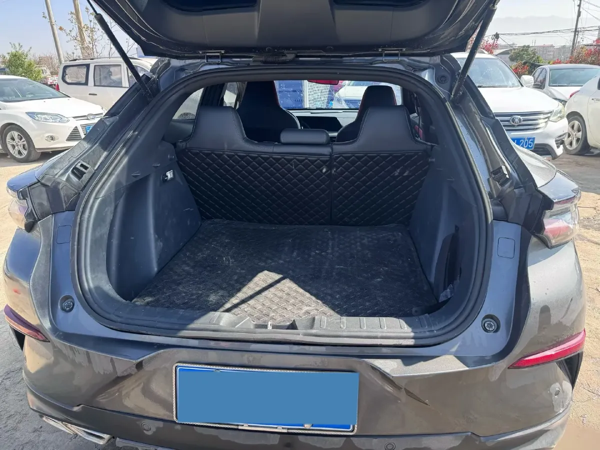 2021 ChangAn UNI-T 1.5T 180HP L4 7DCT,autocango,china used car exporter,china ev exporter,chinese used car exporter,chinese used ev exporter