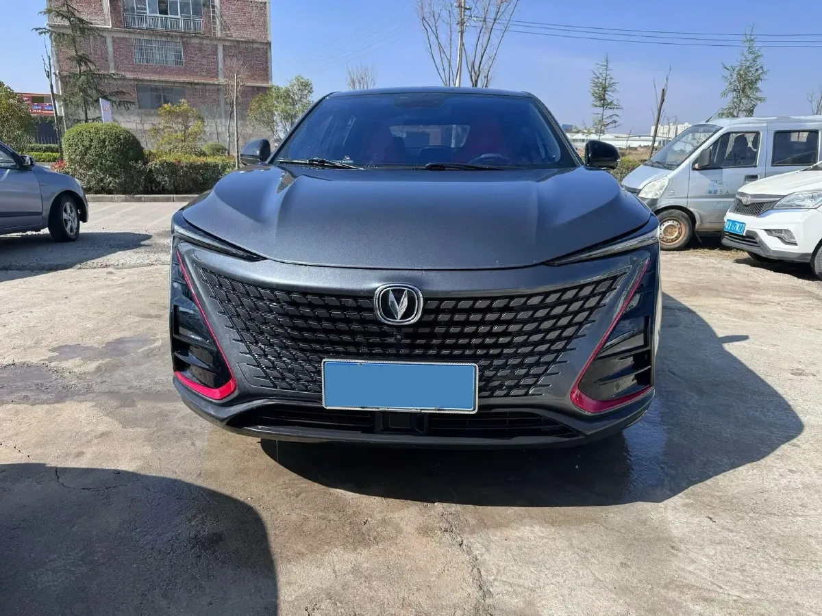 2021 ChangAn UNI-T 1.5T 180HP L4 7DCT,autocango,china used car exporter,china ev exporter,chinese used car exporter,chinese used ev exporter