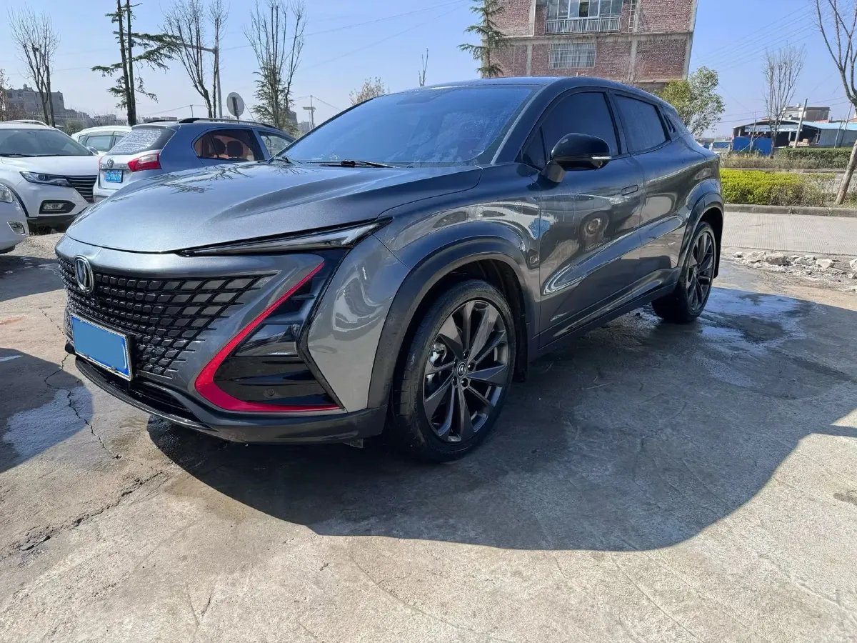 2021 ChangAn UNI-T 1.5T 180HP L4 7DCT,autocango,china used car exporter,china ev exporter,chinese used car exporter,chinese used ev exporter