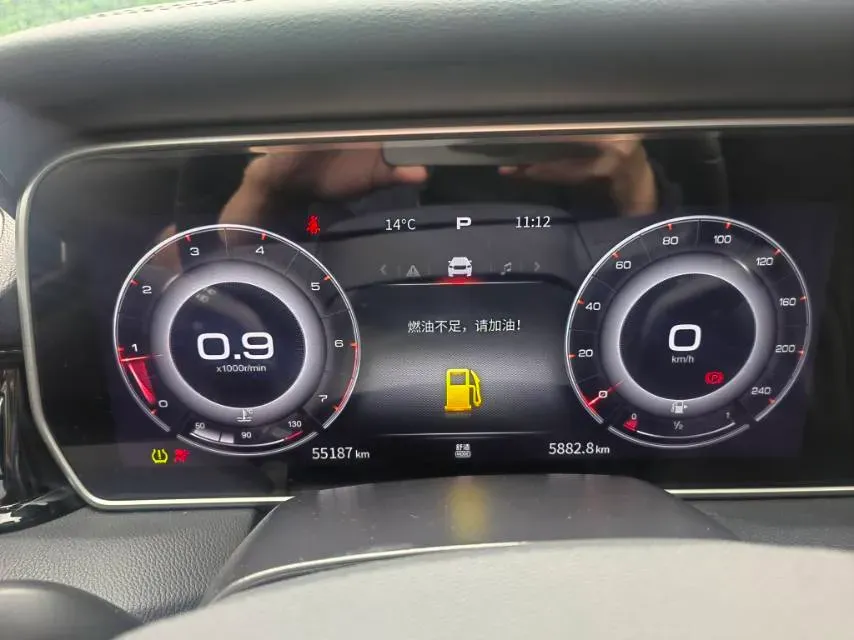 2022 HongQi HS5 2.0T 224HP L4 6AT,autocango,china used car exporter,china ev exporter,chinese used car exporter,chinese used ev exporter